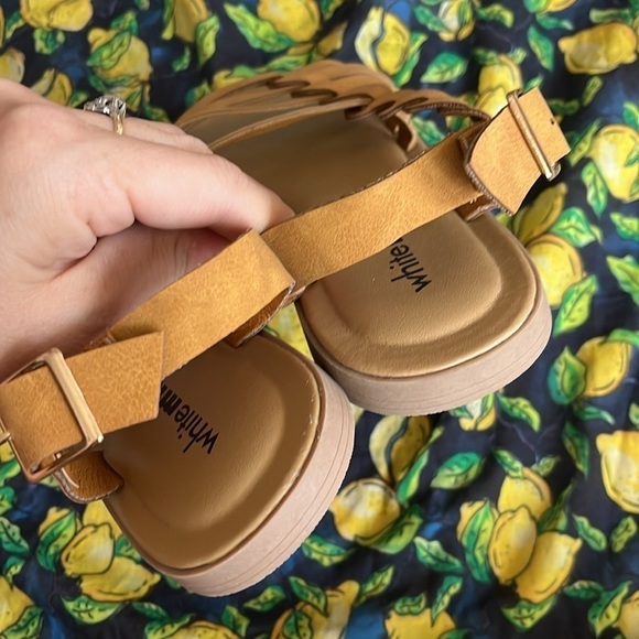 Brand New White Mountain Braided Tan Multi-Strap Gladiator Ankle Strap Sandals - Picture 8 of 15